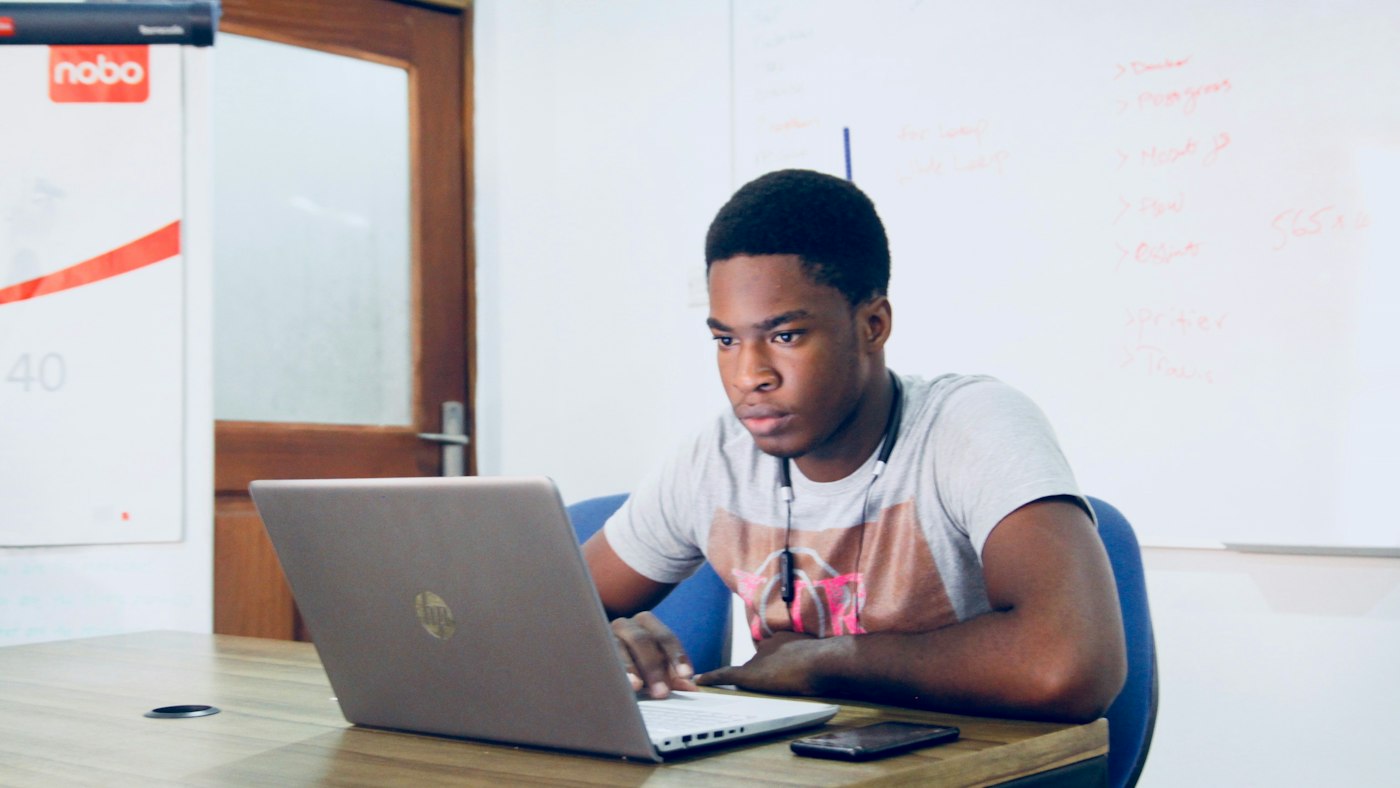 How to Adapt Teaching Materials with AI